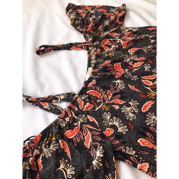 H&M off the shoulder shirt - Picture 4 of 5